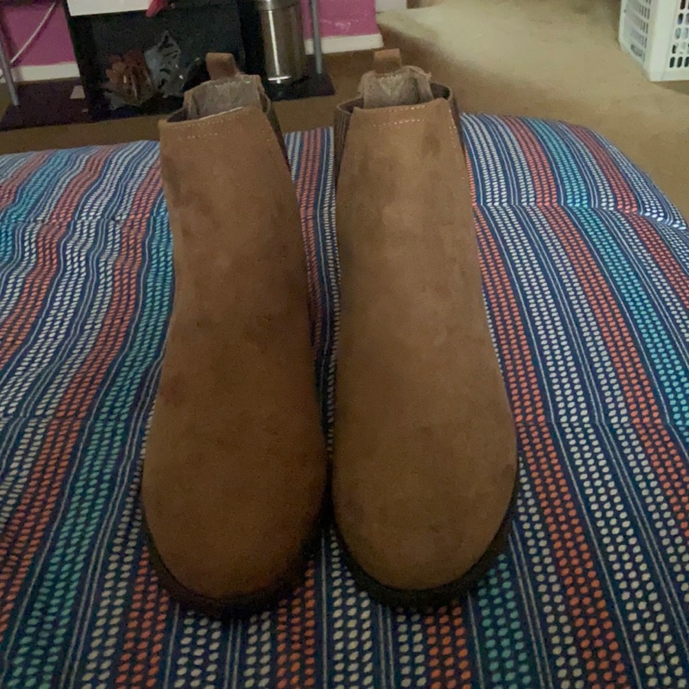 Fall boots